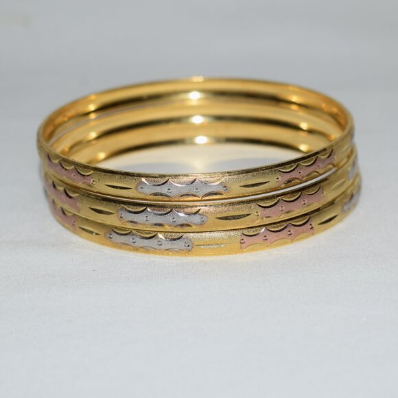 Vintage Set of 3 Etched Goldtone  Bangles EUC - Picture 2 of 4